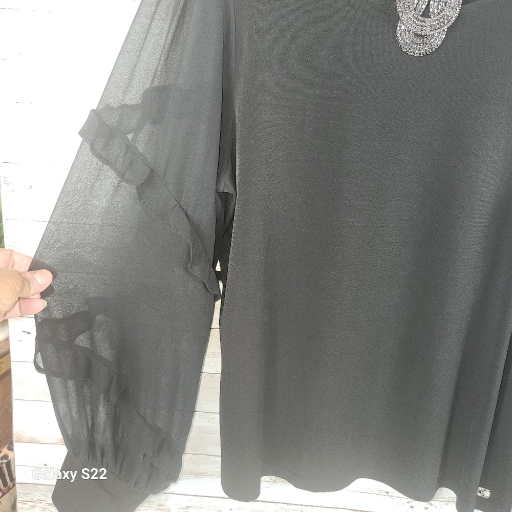 Calvin Klein, Women's Black Tunic Top With Sheer Ballon Long Sleeves and Cuffs. - Picture 5 of 11